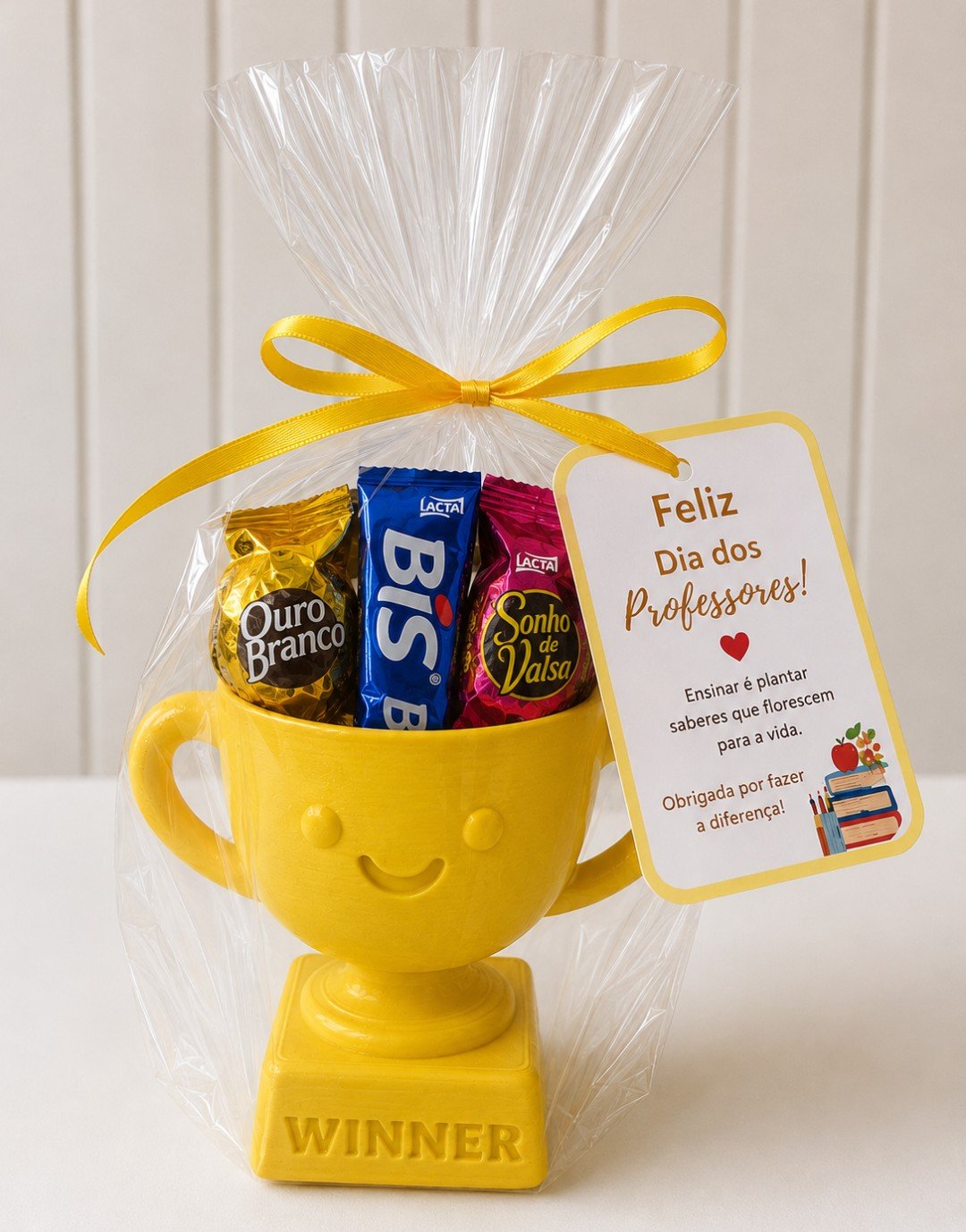 Trofeu Impresso 3D Personalizado Com Kit Doces Card Personalizado